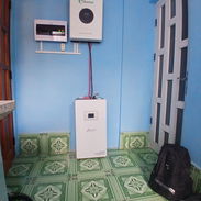 SOMOS PROFESIONALES HACEMOS INSTALACIONES DE SISTEMAS FOTOVOLTAICOS EN TODA LA HABANA INSTALAMOS INVERSORES PLANTAS E - Img 55576413