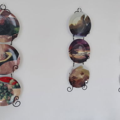 Juego de tres platos con pinturas de arte cubano - 2/3