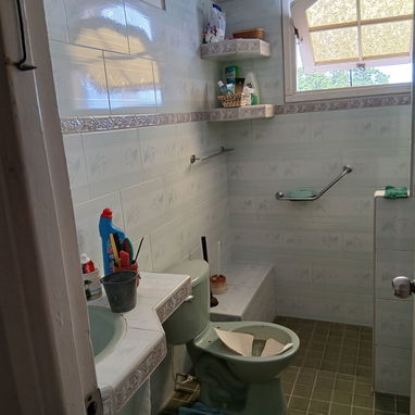 Vendo apto capitalista 4/4 ,con garage, muy buen estado con todo para llegar y vivir.vibora - Img 107750562