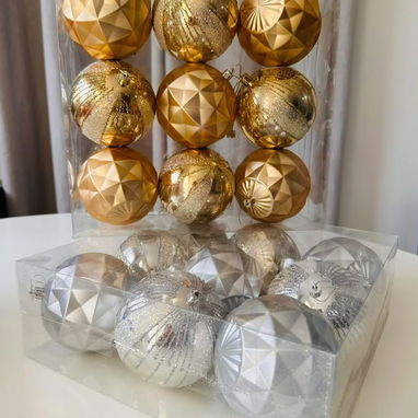 Decoraciones navideñas. El precio varía según el diseño. Tiendas en la Víbora y en Centro Habana. Mensajería disponible - 3/10