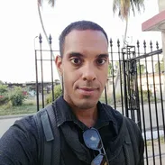 Busco trabajo como enfermero cuidador, dependiente o cualquier otro empleo para hombre - Img 56701430