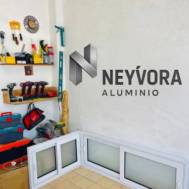 Carpinteria de aluminio y cristal empresa neyvora - Img 115240399