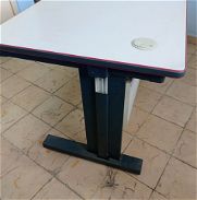 Vendo mesa buró de oficina sirve para computadora en exelentes condiciones contactar 53681497 Grisel - Img 45847575