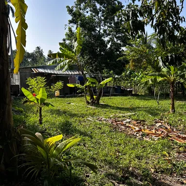 🏡EXCELENTE OPORTUNIDAD en el COTORRO , SE VENDE PROPIEDAD  CON EXCELENTE PATIO TRASERO - 2/2