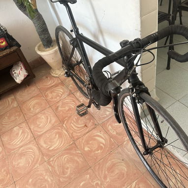 Bicicleta de ruta - Img 128137643
