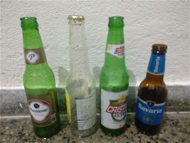 Botellas vacías - Img main-image