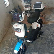 60 volt x 20 amperes Autonomia de 60 a 70 km Alarma y candado batería de gel 1000 usd rebaja 👀👀👈🏽 - Img 56043170