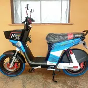 BICIMOTO TOPMAQ EVOLUTION 2026  ⚙️ CARACTERÍSTICAS  • 3000 W • 48 V  • 45 AH • Luces LED  • Alarma  • Bocina ( bluetooth - Img 55737911