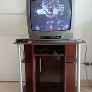 Televisor,cajita y mueble - Img 56479809