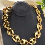 Gargantilla de cierre hebilla OT muy de moda para mujer con una cadena de cola de concha geométrica ancha. - Img 49152878