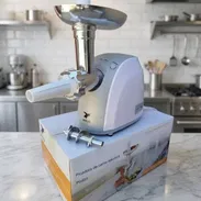 Máquina Eléctrica Moledora de Carne Marca INPUD Potencia 300W 2 velocidades $70 USD Transporte Incluido - Img 55159245