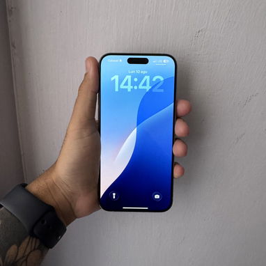 Se vende iphone 15 pro Max - Img 127561295