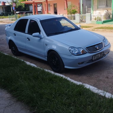 Recojo menor y vuelto o le pongo para arriba CK del 2011 carro bueno enfriando mecánica y chapis al 100 - 2/3