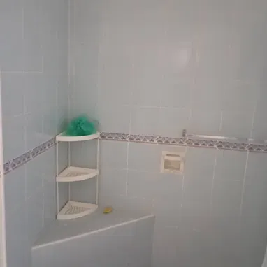 Vedado Apartamento 80m2 2 cuartos cerca de Calzada y 8 placa libre 25mil usd 53582376 - 7/10