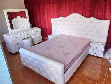 Vendo camas tapizadas y colxhones konfort - Img main-image-45718525