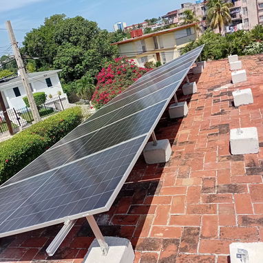 ⚡ PANELES SOLARES – Instalación profesional - 9/10
