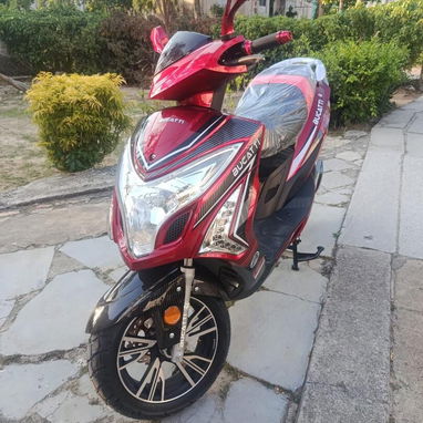 Moto bucatti f3 nueva, a estrenar por usted - 2/2