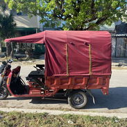 👌SE VENDE TRICICLO JIMPENG HÍBRIDO ROJO, POCO USO, MOTOR 1200 W, BATERÍA 60x32, EXTENSOR DE RANGO 4500 W - Img 56053155
