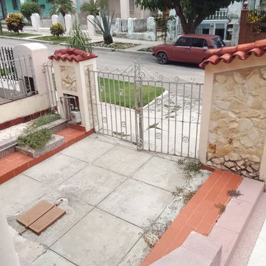 Majestuosa propiedad en Santo Suárez de 6 habitaciones - 4/10
