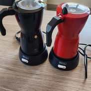 Cafetera eléctrica Royal 6 tazas/ termo con 3 tazas para cafe/ set de tazas con plato y organizador/ juego de tazas de e - Img 55505328