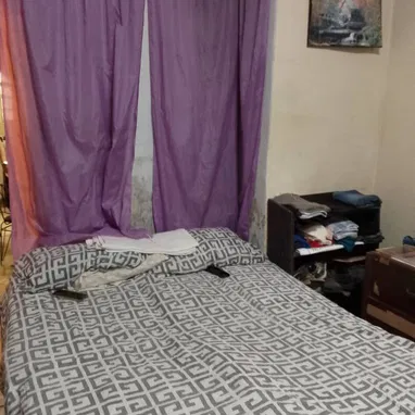 SE VENDE APARTAMENTO EN PLANTA BAJA INTERIOR DE UNA HABITACIÓN MUY CERCA DEL HABANA LIBRE SOLO TRATO CON COMPRADOR - Img 122007019