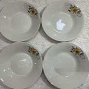 Juego de 4 platos hondos grandes en 3500 cup - Img 56905376