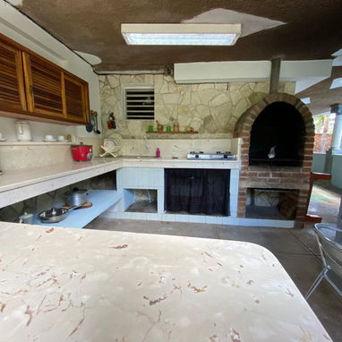 Se renta casa a 1km de la playa de Guanabo con piscina por el gato verde. +53 54026428 - Img 123337915