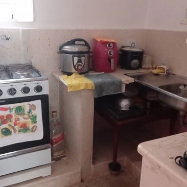 Apartamento capitalista de 2 cuartos en el vedado 15 y 18. - Img 116258623