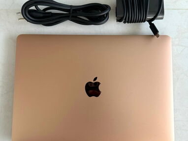 MacBook air(No,2020)-92%bateria, Gris 198 ciclos d carga - Img 65945158