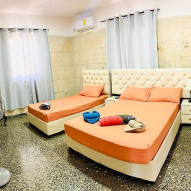 Rentamos casa con piscina. WhatsApp 5 8142662 - Img 120340624