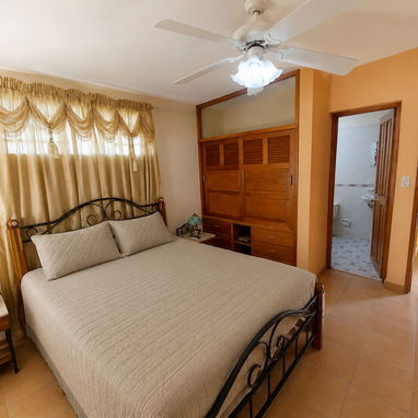 🔥🏡 OPORTUNIDAD — HOSTAL EN VENTA EN PLAYA 🏡 ✨ Se vende con TODO incluido ✨ - Img 125064820