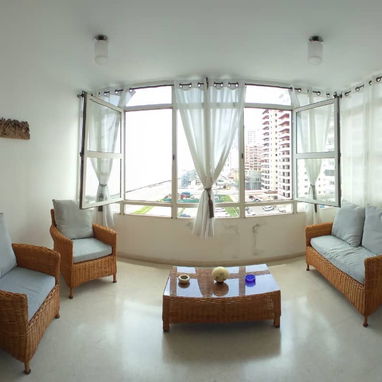 Apartamento en renta, Vedado , frente al malec贸n Habanero, tres habitaciones climatizadas+53 52463651 馃寠E - Img 104165269