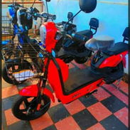 🏍️⚡ Bicimotos JDM - 48V 20Ah 🔋 Batería: 4 baterías de gel, 48V 20Ah ⚙️ Motor: 350W 🛣️ Autonomía: Hasta 70 km por carg - Img 57192695