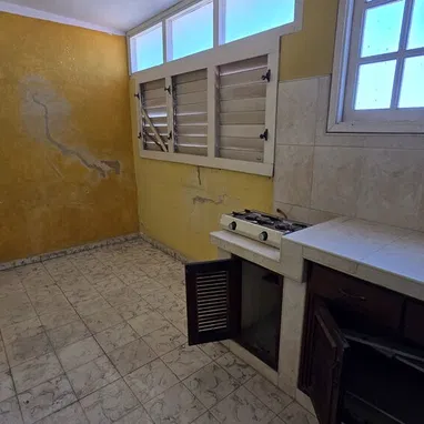 (NV-54) Casa no independiente de 5/4 y 1/2 en Nuevo Vedado (No posee garaje) - Img 121759174