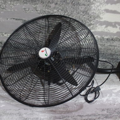 Ventiladores de pedestal y pared - Img 124145725