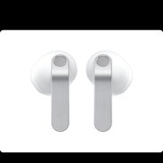 Galaxy Buds4 Audífonos Inalámbricos Bluetooth con Cancelación Activa de Ruido Adaptativa - Img 57449359