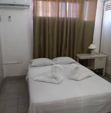 Apartamento de renta x dias en el vedado (2 hab) - Img 70591120