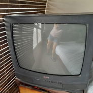GANGA para mecánicos! Vendo TV LG autovolt en 4000 cup - Img 57851450