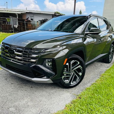 Vendo o negocio, Hyundai Tucson, 2025 con 2800 km nada más - Img 115034830