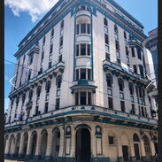 En venta apartamento en la mejor zona del Casco Histórico de la Habana Vieja. - Img 44843953