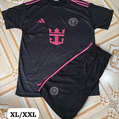 Uniforme d futbol versión aficionado - Img 122154863