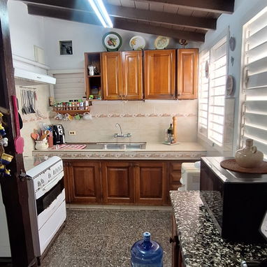SE RENTA EXCELENTE PROPIEDAD EN PLAYA - Img 124707075