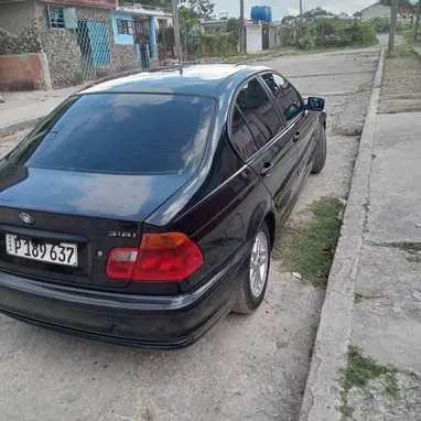 Se vende BMW 318i del 2000 , automático de gasolina - Img 123310755