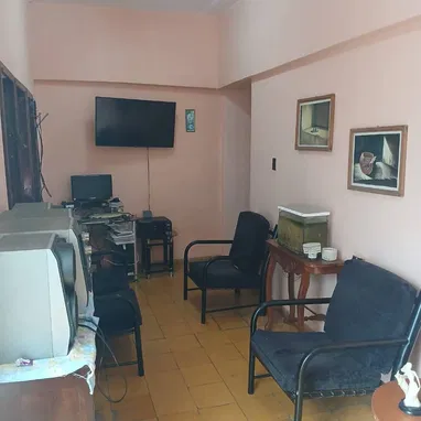Venta de casa de 5 habitaciones en Guanabacoa y un carro todo por 25000 usd - Img 123485405