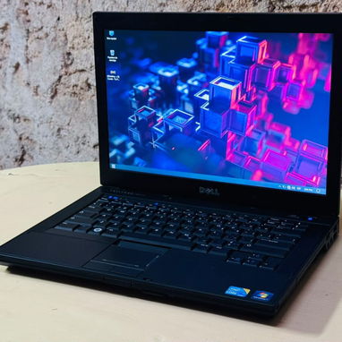 Laptop Dell Latitude gama empresarial - 5/10