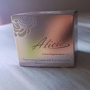 *Crema regeneradora con rosa mosqueta* 2800 CUP - Img 58071691