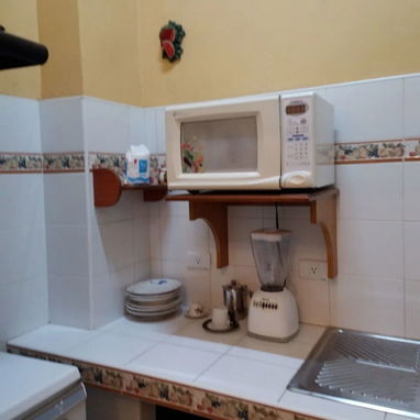 Se alquila y no quitan la corriente - Img 124223559