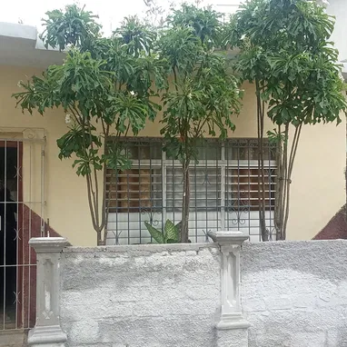 Vendo casa placa libre primera planta Holguin - 6/8