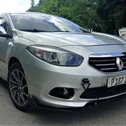 Vendo Renault Fluence del 2014, trasmisión automática variable, motor Nissan 2.0 en perfecto esta, de gasolina - Img 57267867