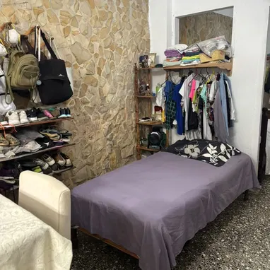 Venta de Casa en Centro Habana (a dos cuadras de Carlos ||| y Zanja ) - 4/10